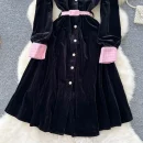 LE2764  Black Hepburn Dress for Women 2025 Fall Vintage Color Contrast Lapel Waist Waist Canary Over-The-Knee Dress