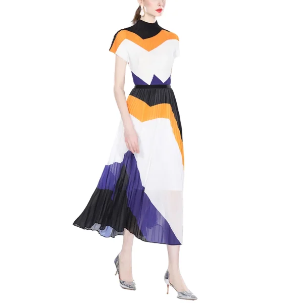 LE1258 Print Miyake  Pleated Short-sleeved T-shirt Loose Elastic Long Skirt 2 Piece Set High Quality Fabric Women's Sets - Image 3