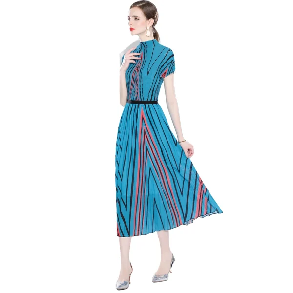LE1251 in Stock Print Pleated Short-Sleeved T-Shirt Women Two Pieces Set Miyake Pleated Skirt Set 2025 High Quality 2 Piece Sets - Image 2