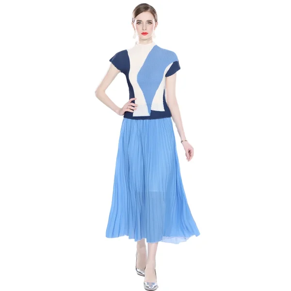LE1250 Fast Delivery Women's Pleated Casual Suit Long Skirts Print T-shirt Skirt 2-piece 2025 New Pleated Skirt Set - Image 3