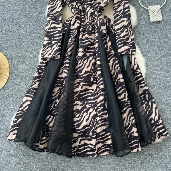 LE2766 Niche Women'S Dress 2025 Autumn Printed Dress Senior Sensor-Mesh Patchwork Print Suit Collar Waist Long Skirt - Image 5