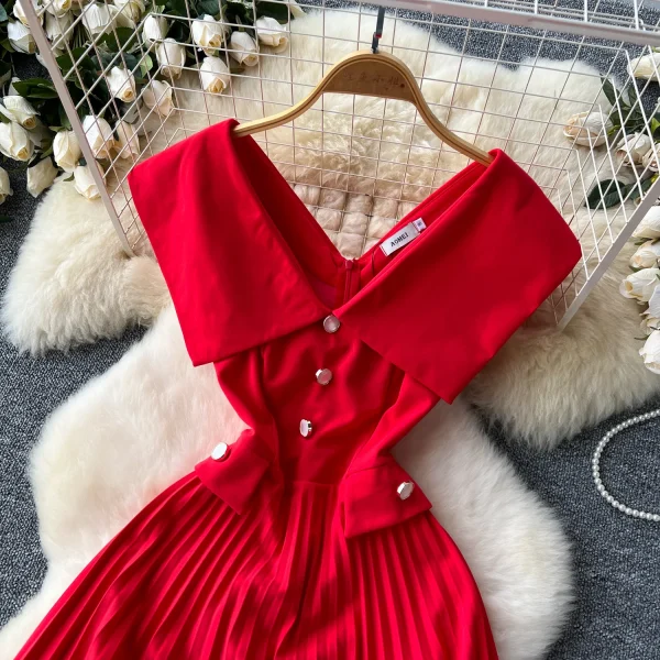 LE2624 Temperament Large Size Deep V-Neck Evening Dress Red Pleated Skirt Stitching Bridesmaid'S Wedding Dress Loose Maxidress - Image 3
