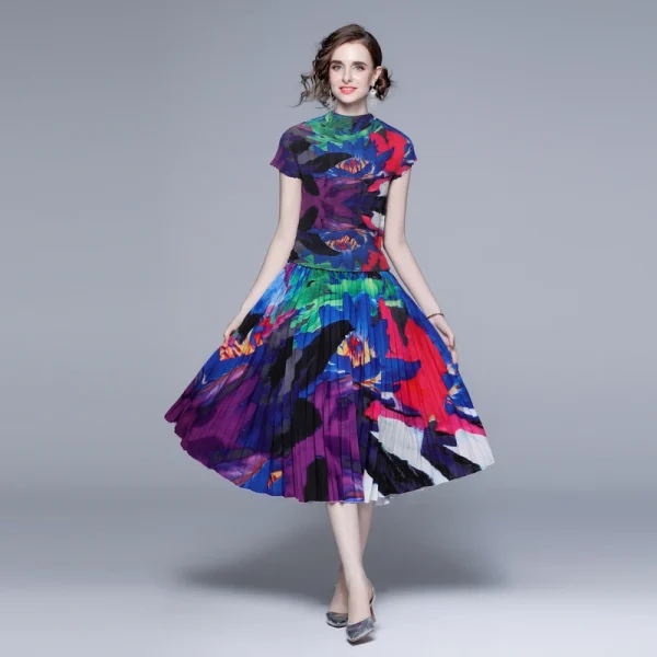 LE1246 in Stock Boutique Womens 2 Piece Sets High Quality Fabric Short-Sleeved Top Miyake Pleated Printed Long Pleated Skirt - Image 3