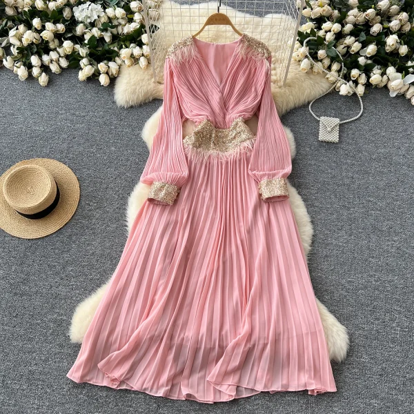 LE4777 High-End Niche Dress Women'S Autumn Heavy Industry Sequin Splicing V-Neck Lantern Sleeve Waist Fringe Pleated Skirt