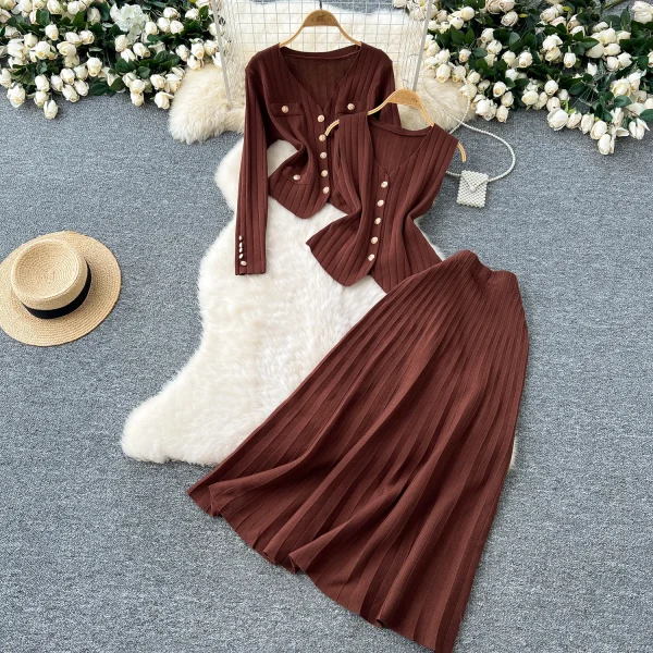 LE0097 Small Fragrant Wind Wear Women'S Three-Piece Vest Metal Buckle Long Sleeve Knitted Cardigan Skirt - Image 5