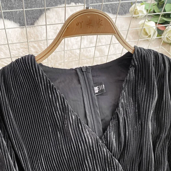 LE4775 Light Mature Wind Retro Temperament Lantern Long Sleeve V-Neck Waist Slimming a Line Pleated Dress Elegant Long Skirt - Image 6