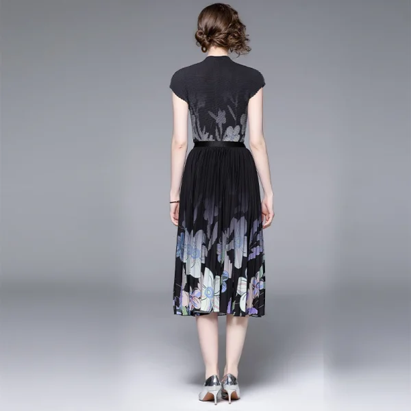 LE1279 2025 Boutique Two Piece Set T-Shirt Printed Pleated Skirt Boutique Women'S 2-Piece Set Miyake Pleated Casual Style Sets - Image 4